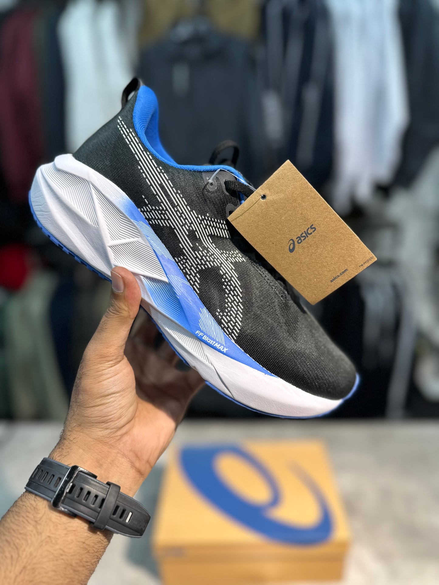 NovaBlast 5 Black/White