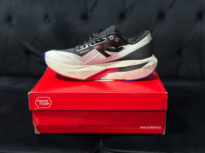 NB fuelcell rebel v4 White/Black