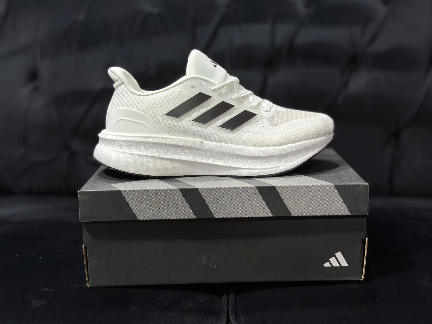 UltraRun 5 White/Black