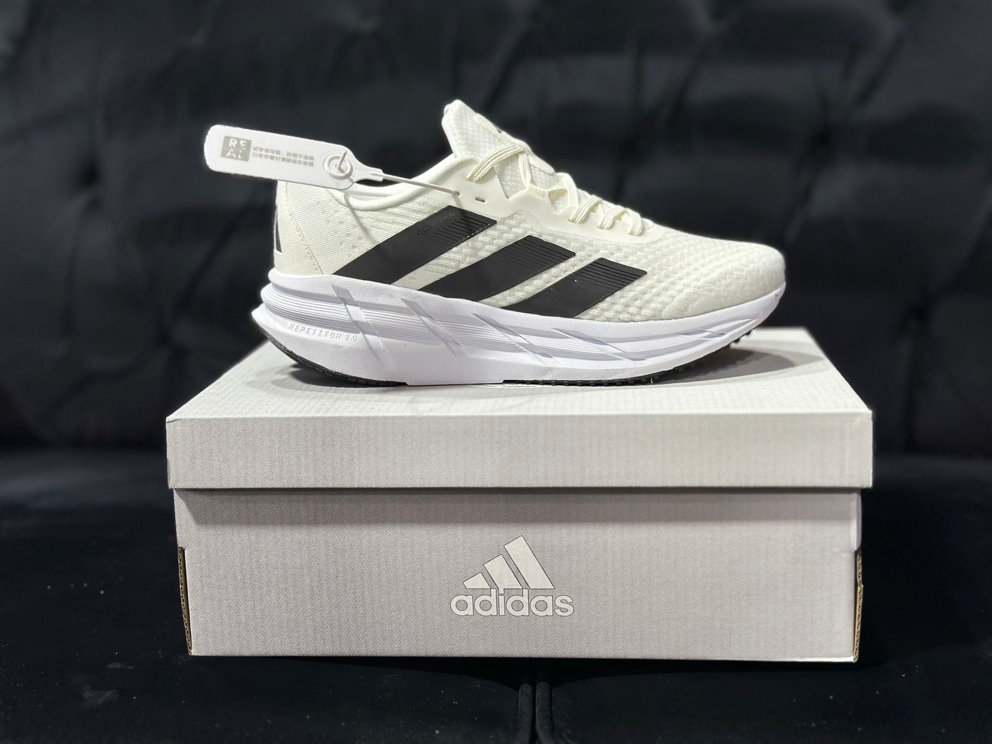 Adistar Repetitor White/Black