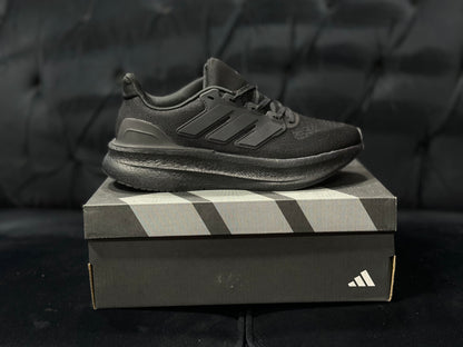 UltraRun 5 Triple Black
