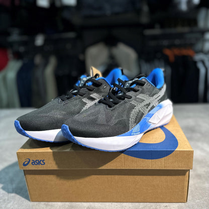 NovaBlast 5 Black/White