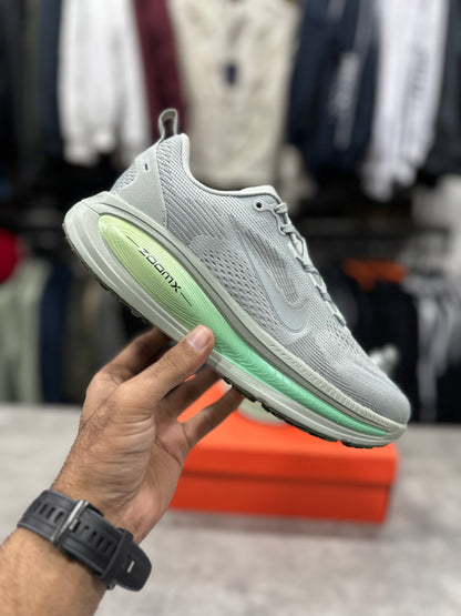 Vomero 18 Dusty Olive