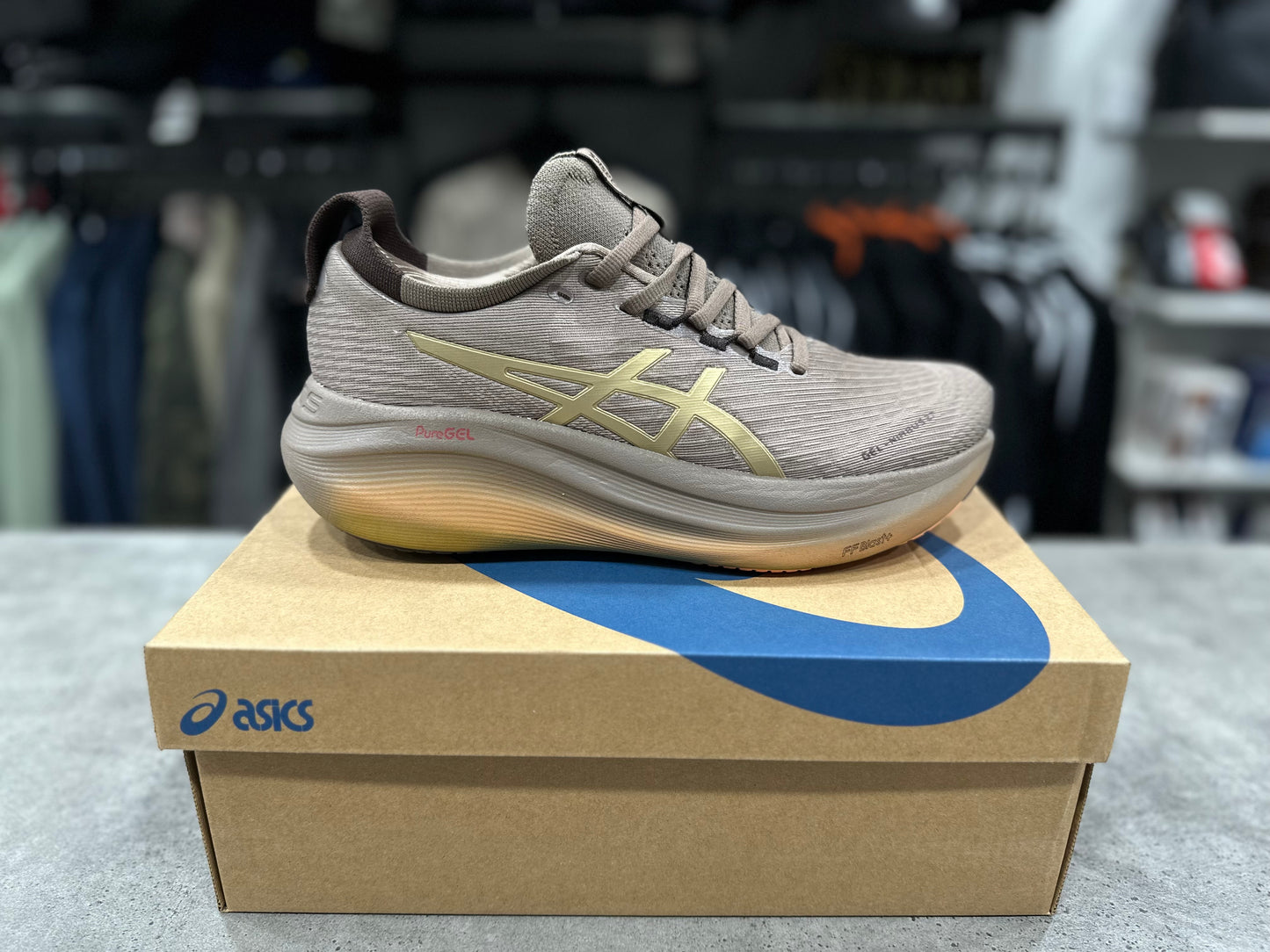 GEL-Nimbus 27 LUXE