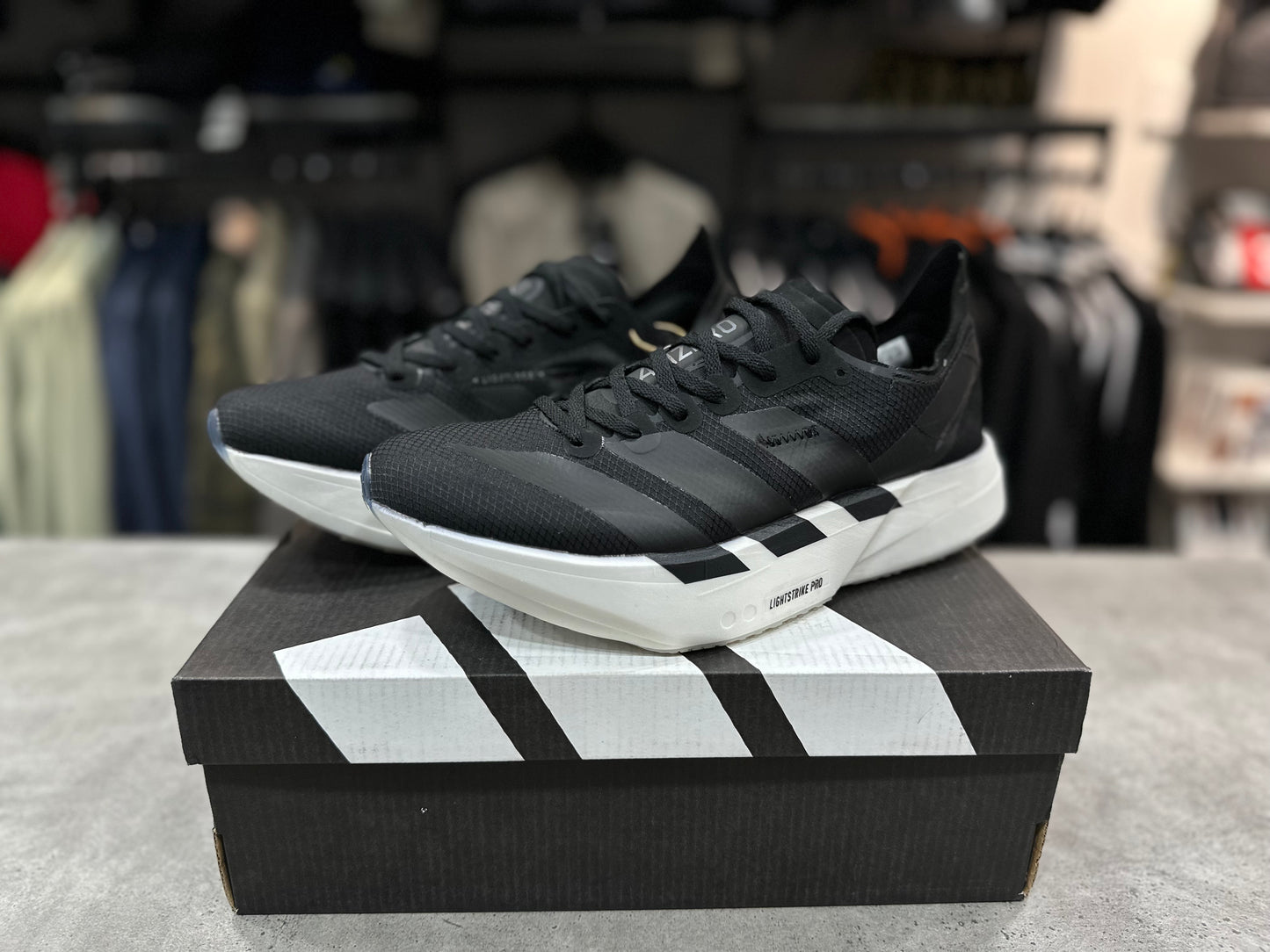 Adizero Adios Pro 4 Black/White