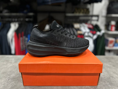 Invincible 3 Triple Black