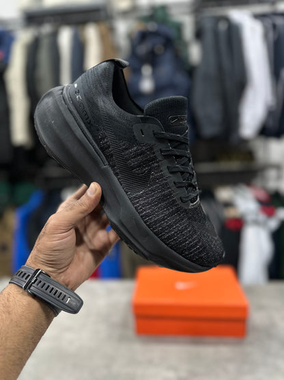Invincible 3 Triple Black